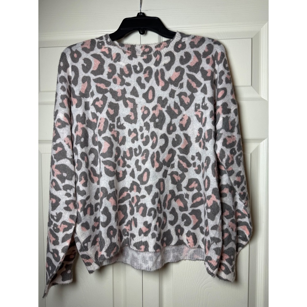 ANDTHEWHY Women Pink Grey Leopard Animal Print Knit Sweater Size‎ S/M